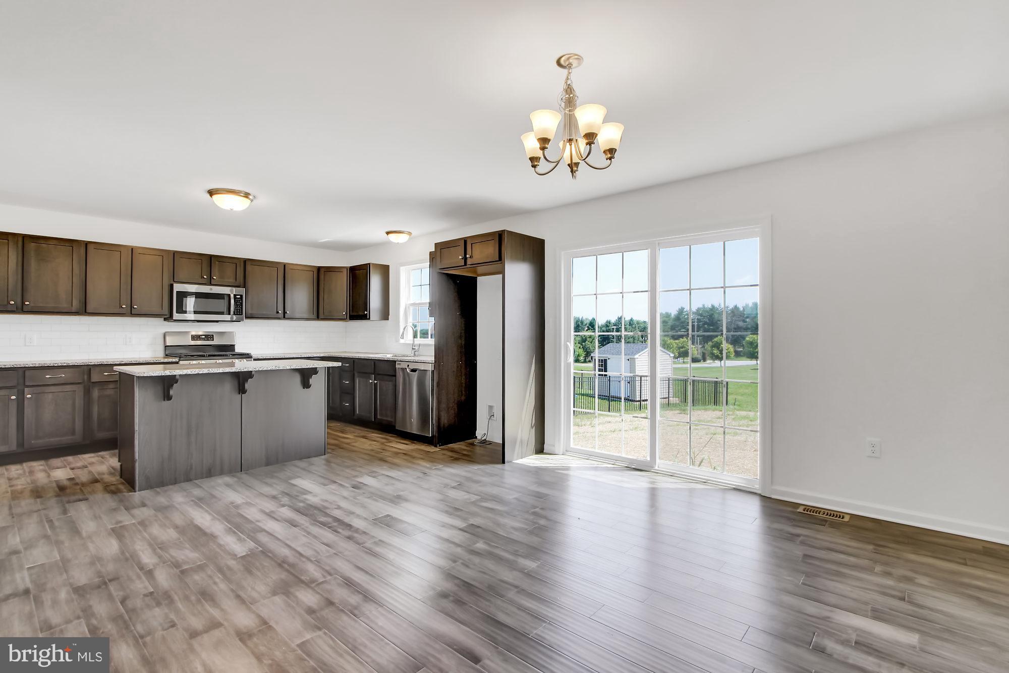 FOX RUN CREEK - Residential