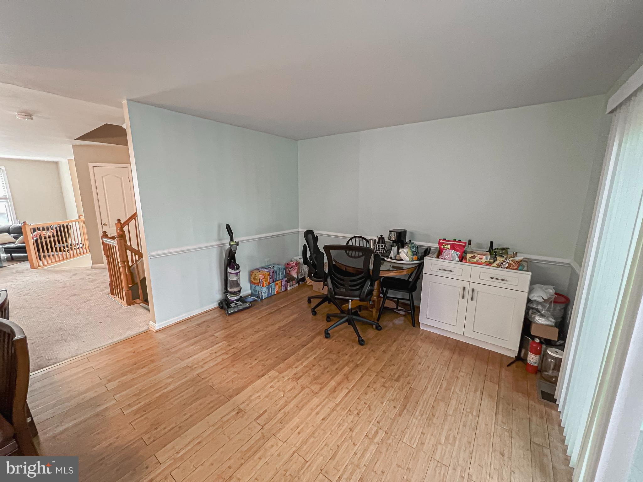 CENTRE RIDGE LAND BAY - Residential Lease