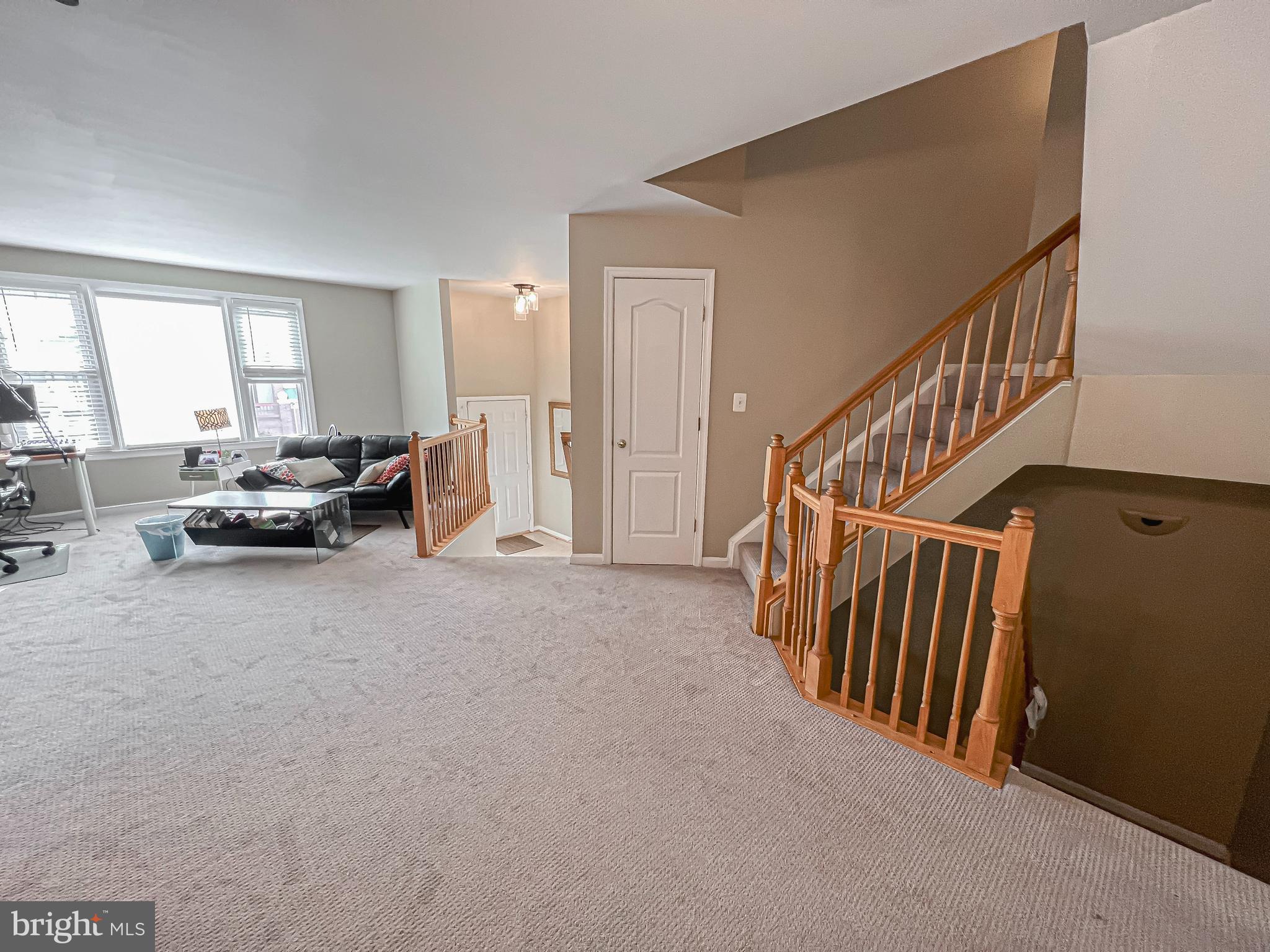 CENTRE RIDGE LAND BAY - Residential Lease