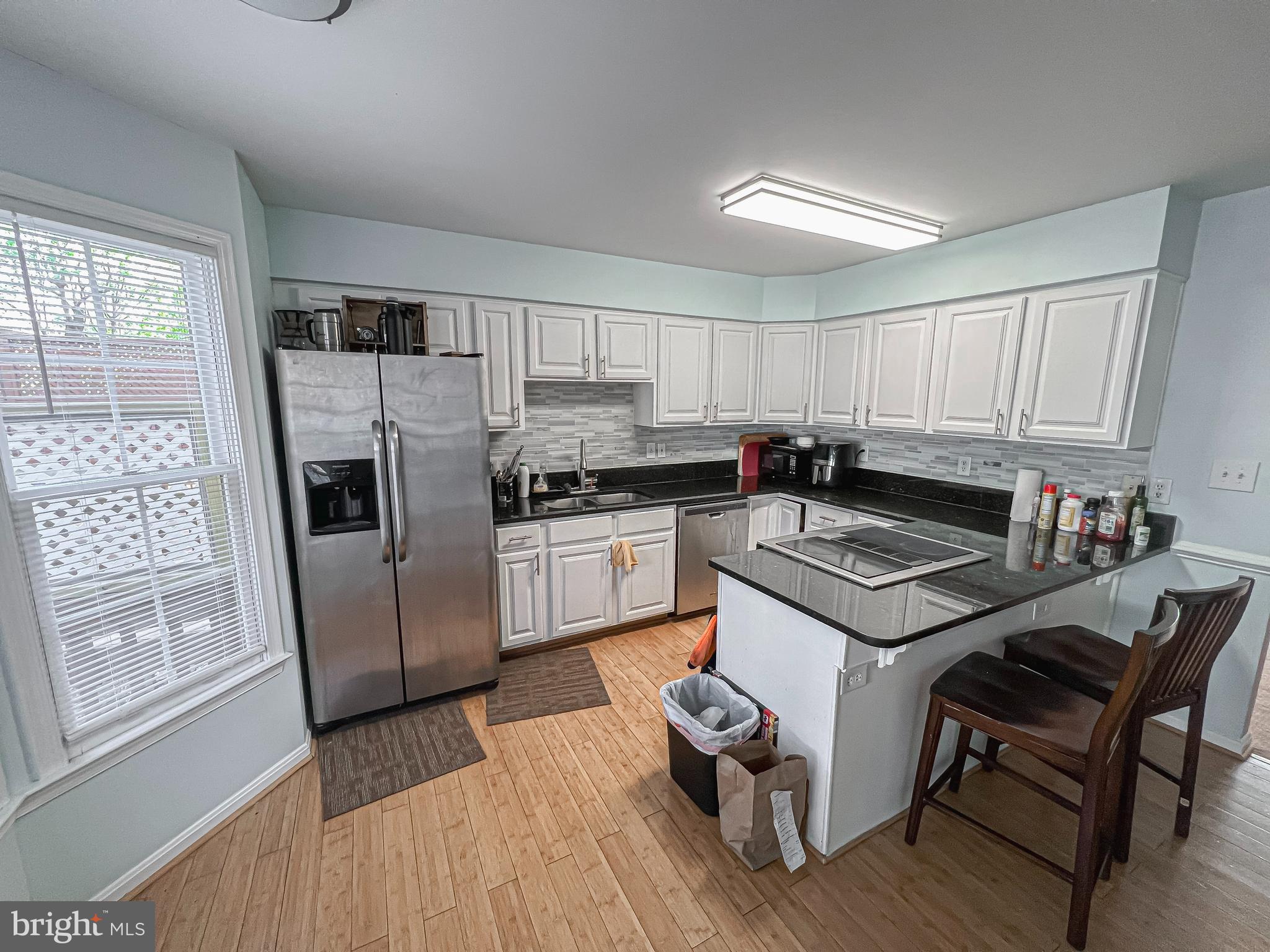 CENTRE RIDGE LAND BAY - Residential Lease