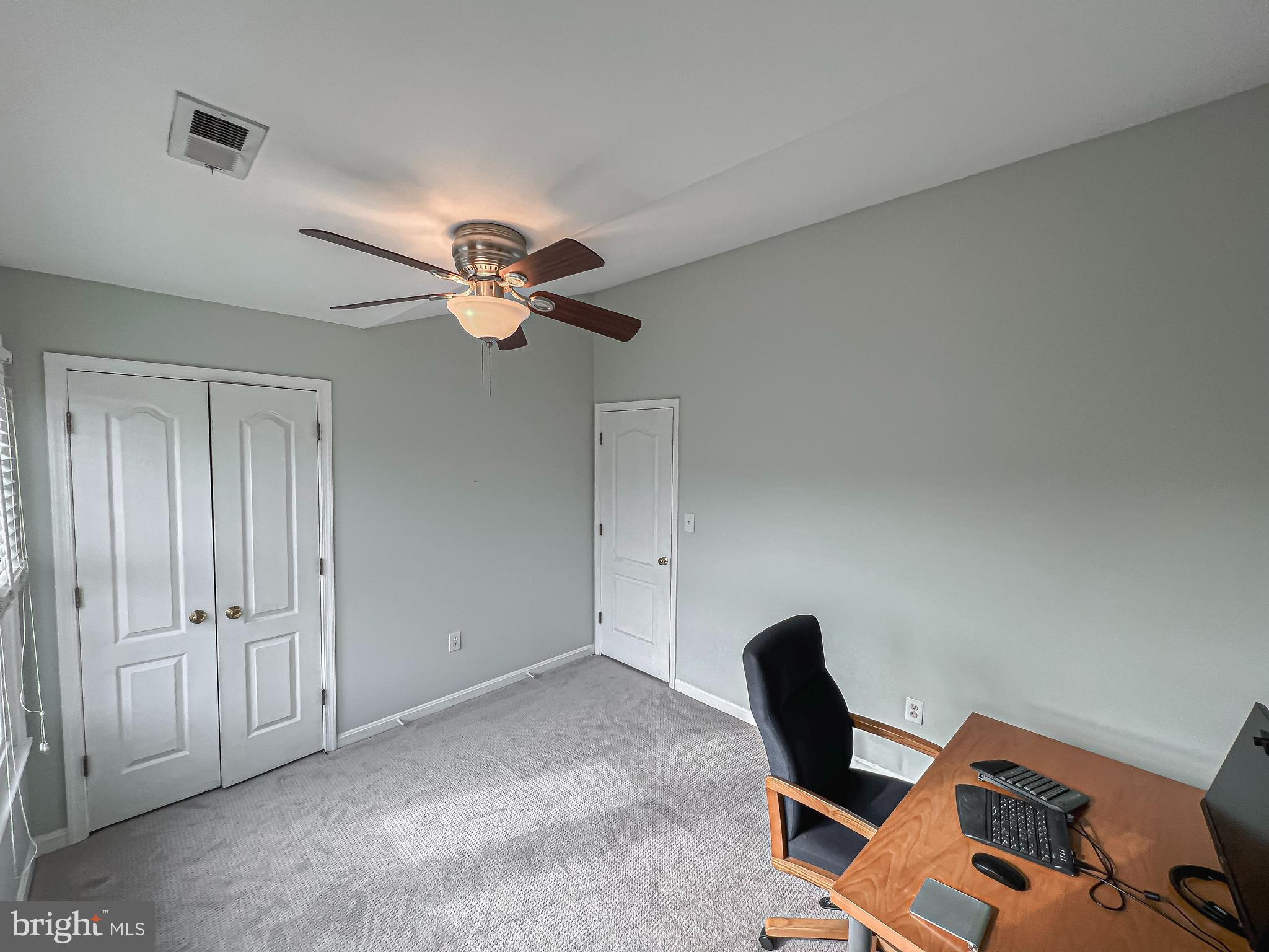 CENTRE RIDGE LAND BAY - Residential Lease