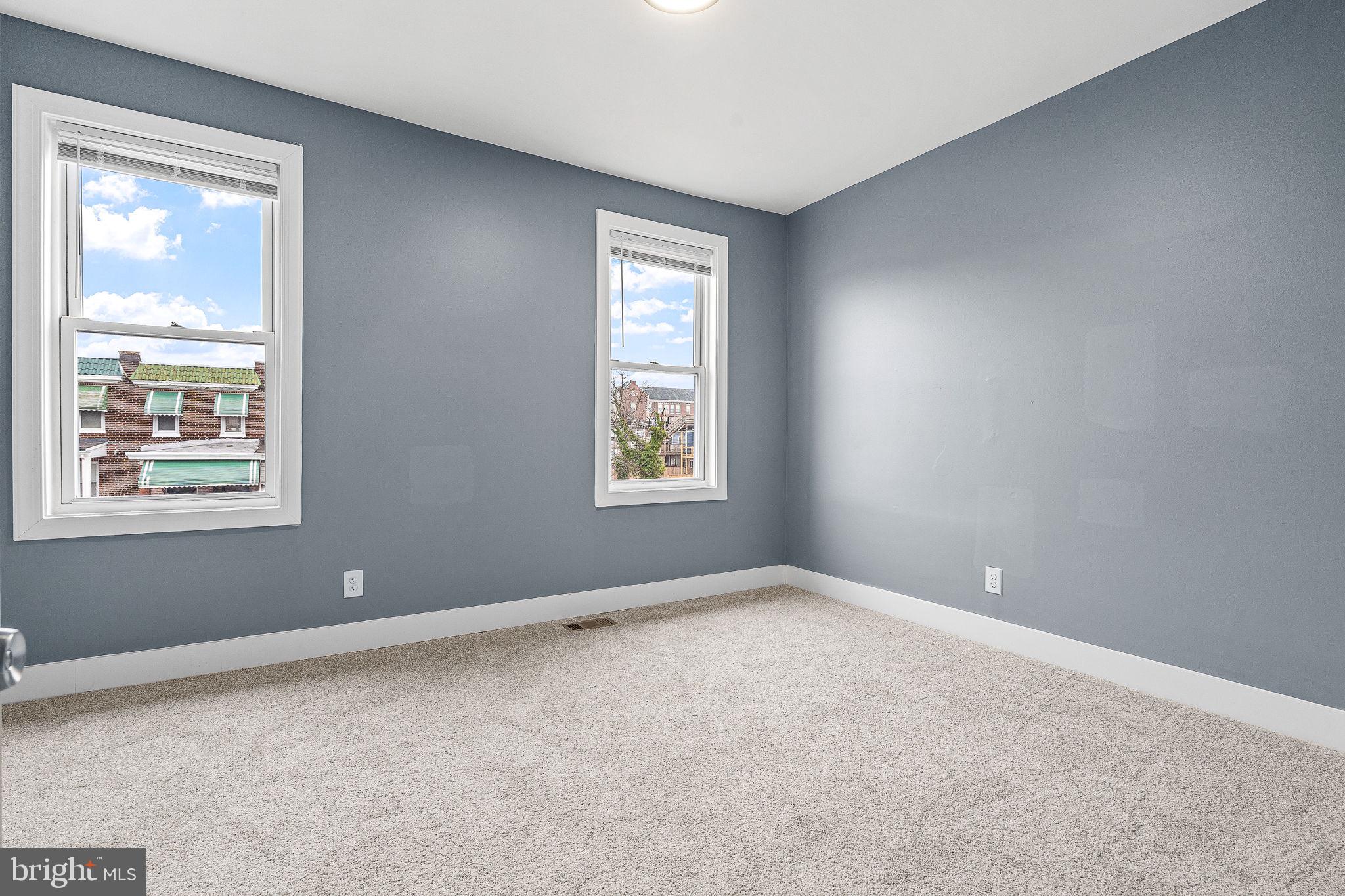 BROADWAY EAST - Residential