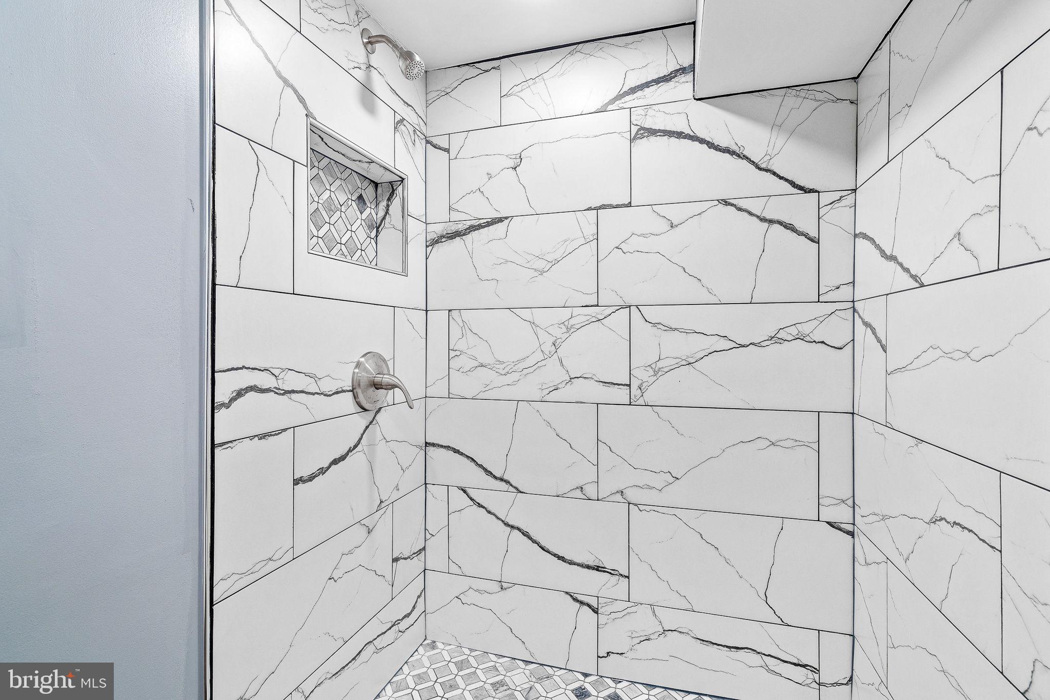 BROADWAY EAST - Residential