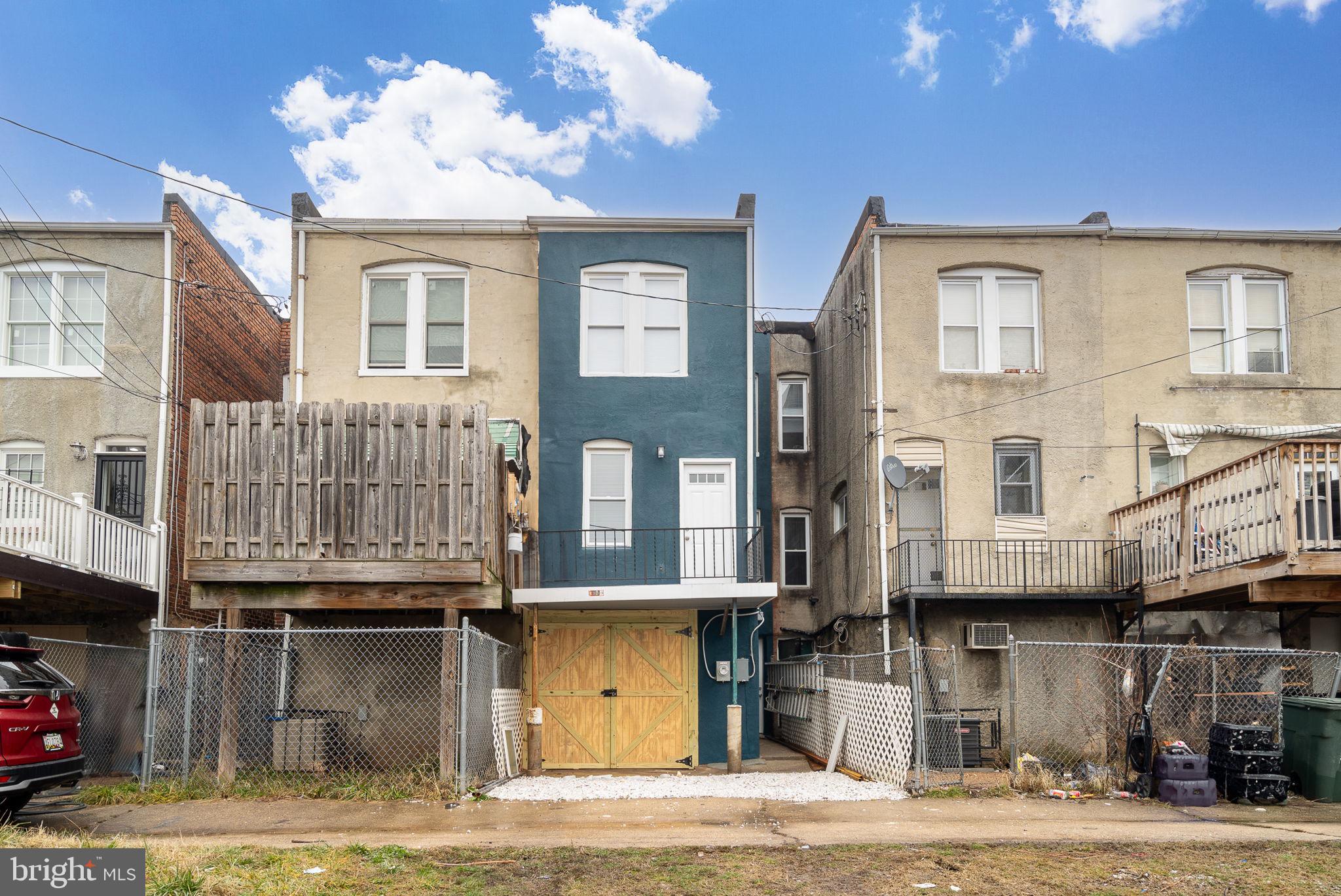 BROADWAY EAST - Residential