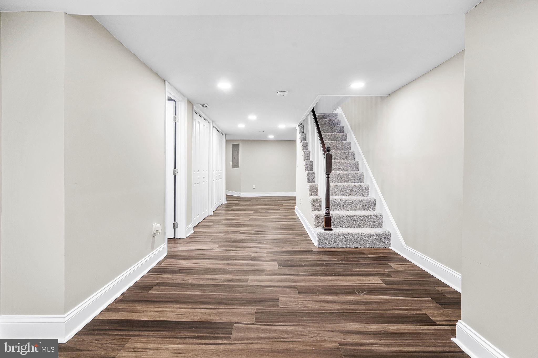 BROADWAY EAST - Residential