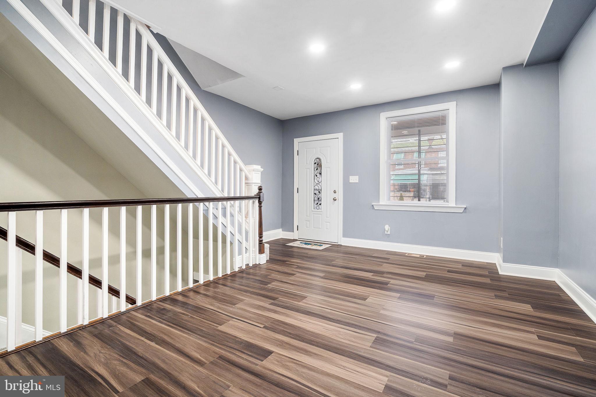 BROADWAY EAST - Residential