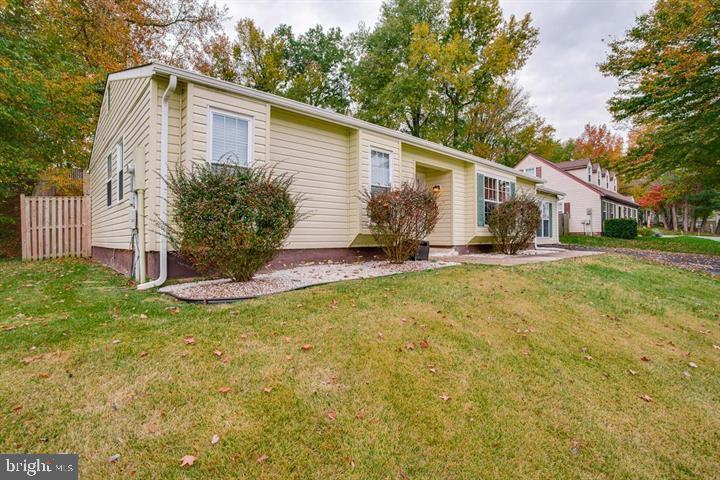 LAUREL BRANCH SUB - Residential Lease