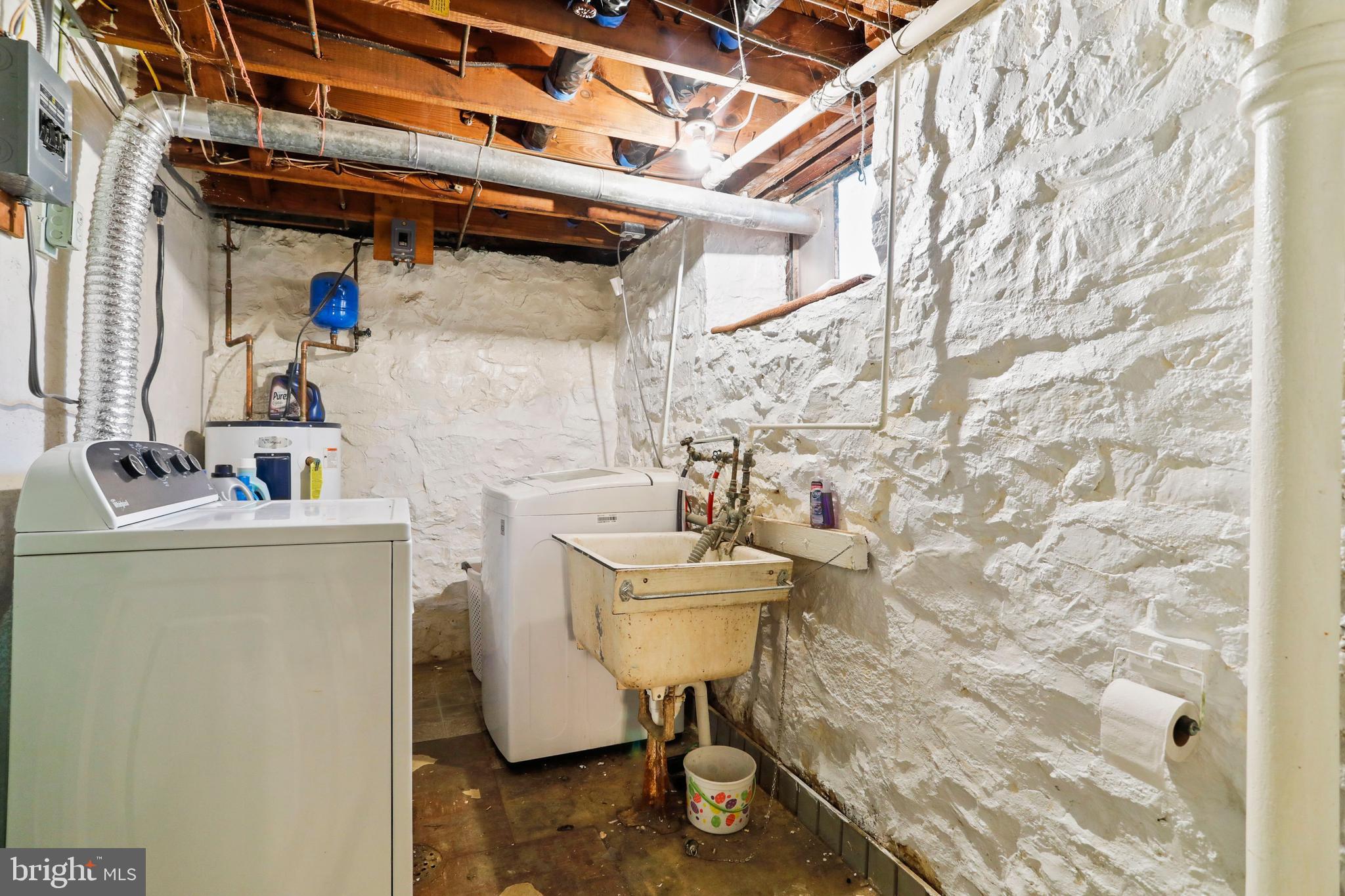 NORTH END - Residential