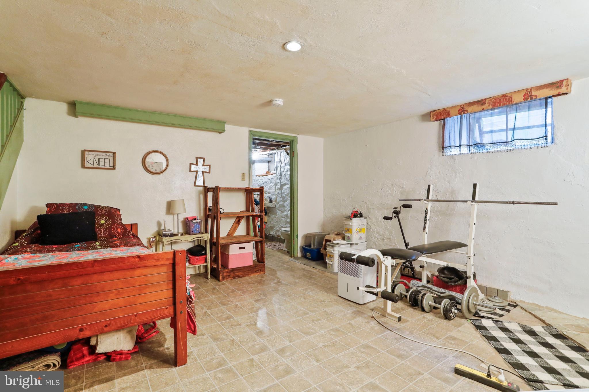 NORTH END - Residential