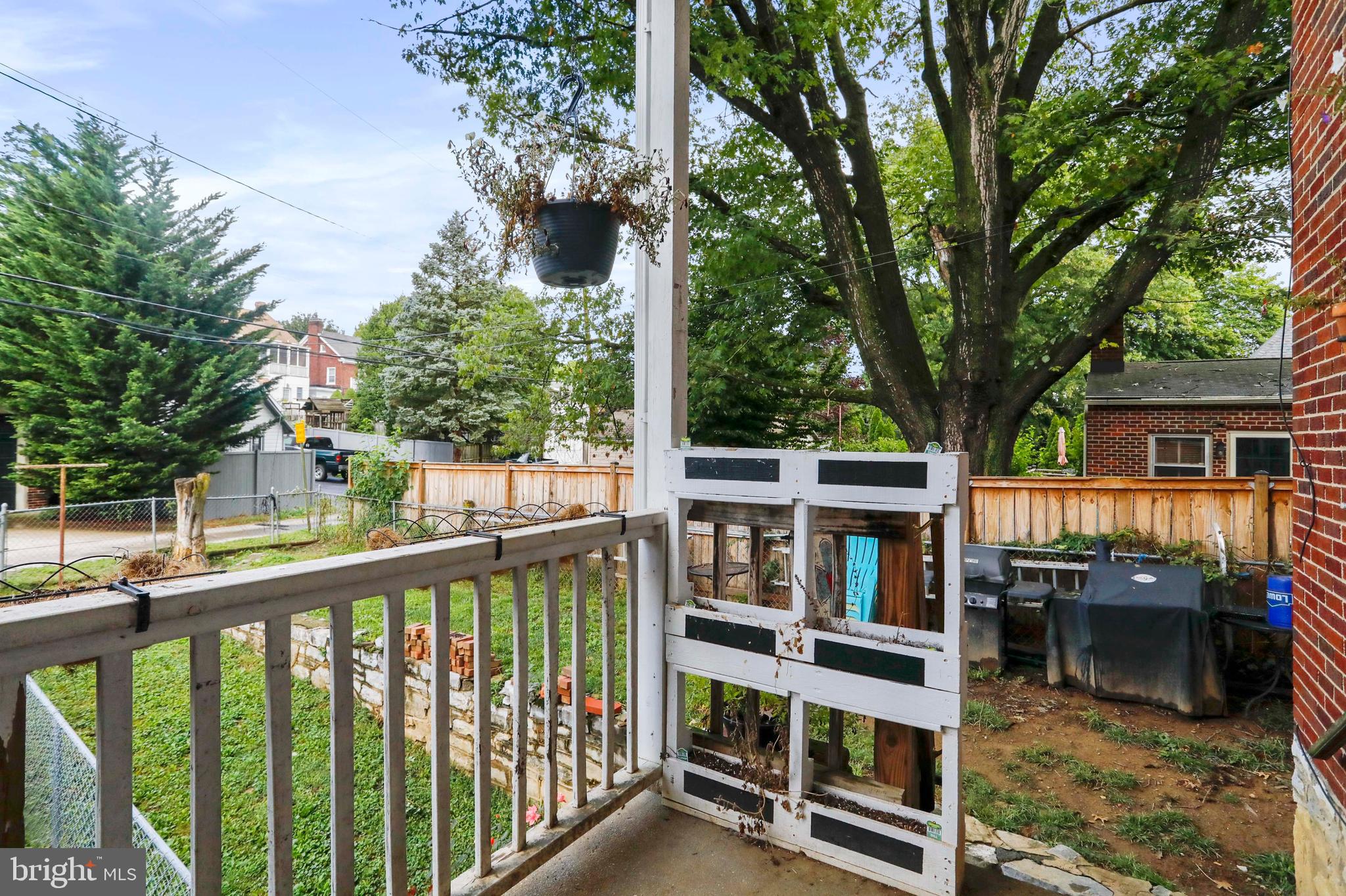 NORTH END - Residential