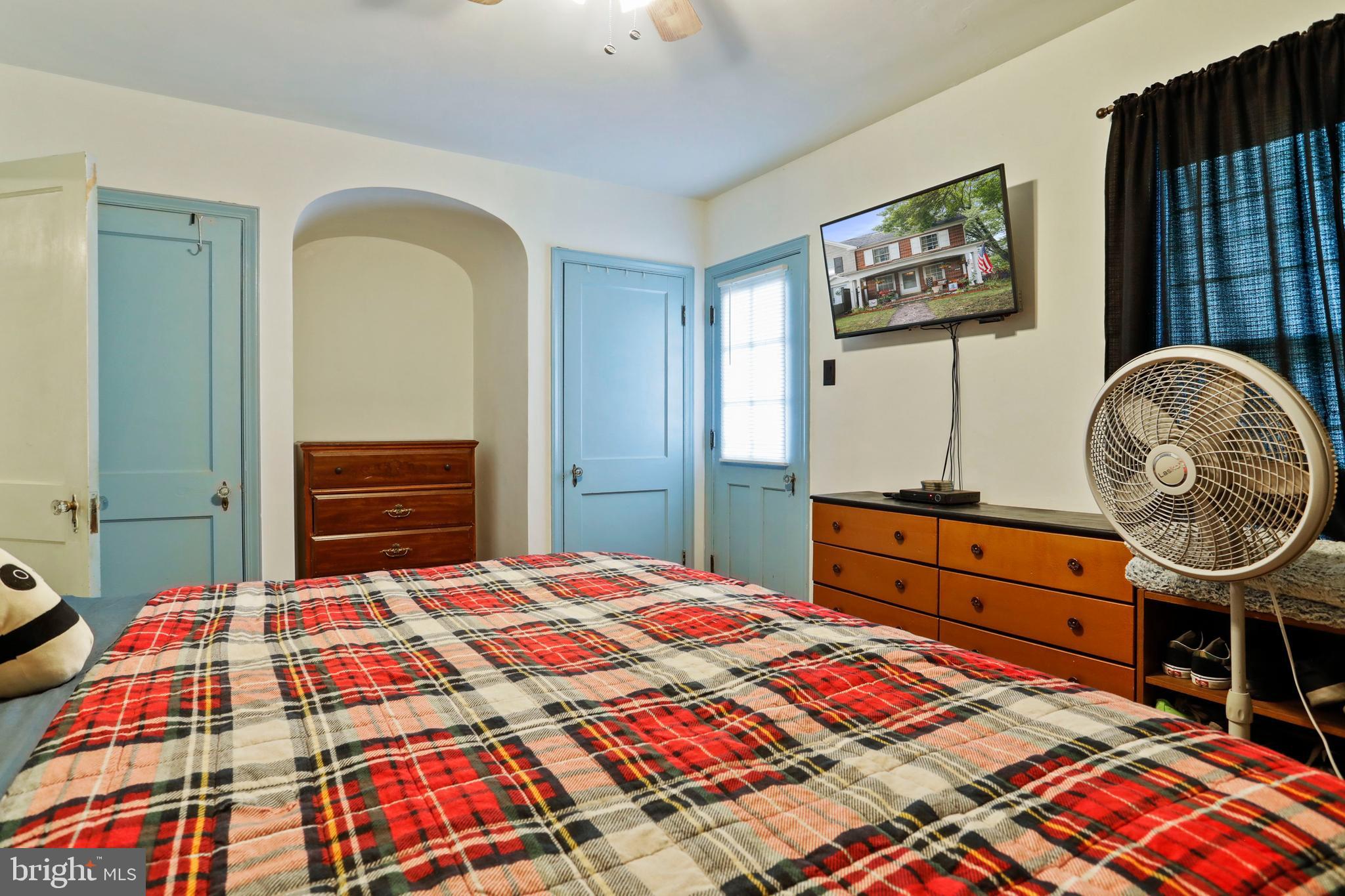 NORTH END - Residential