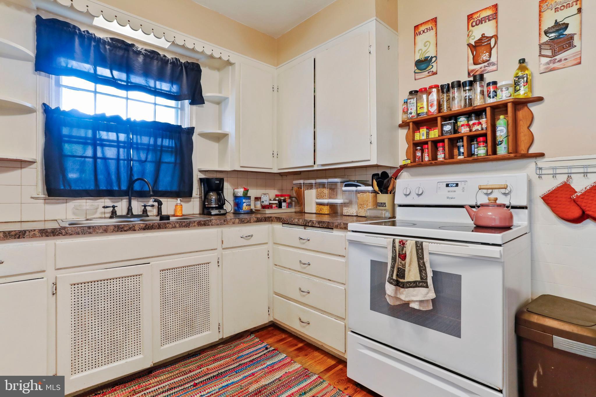 NORTH END - Residential