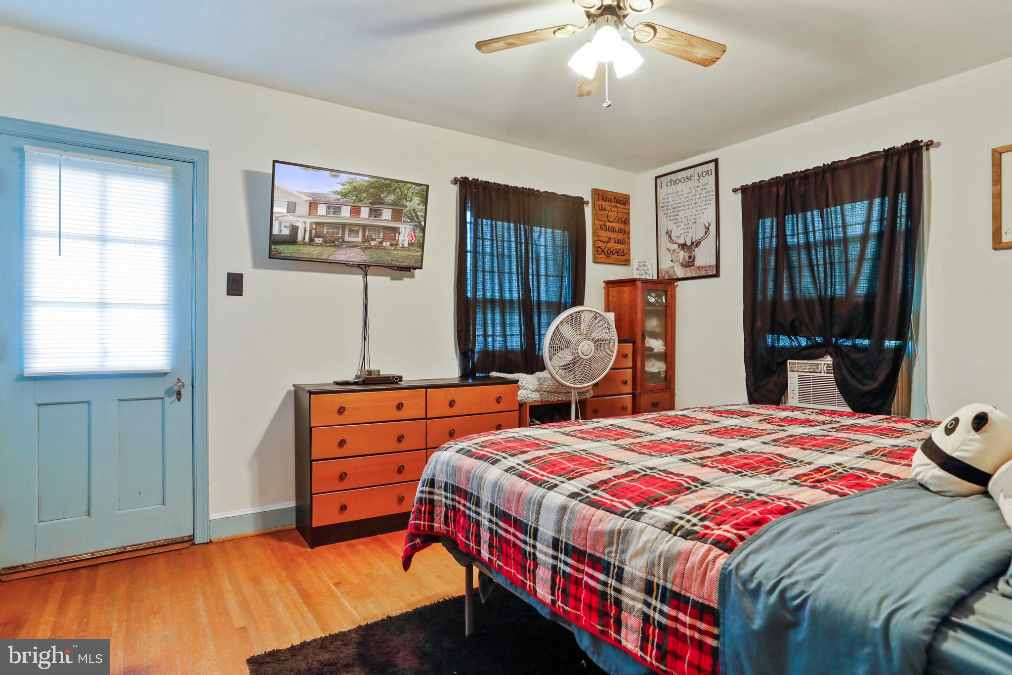 NORTH END - Residential