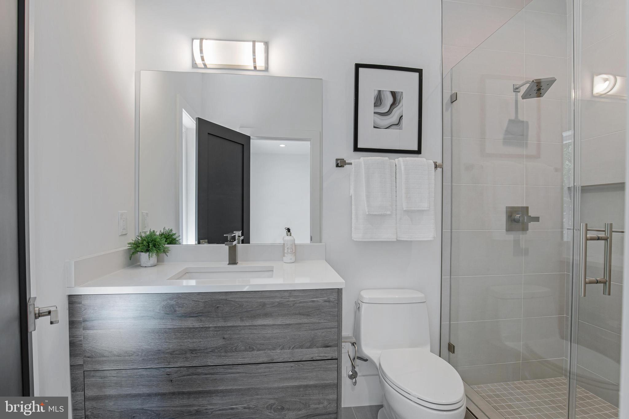 RIVER OAKS - Residential