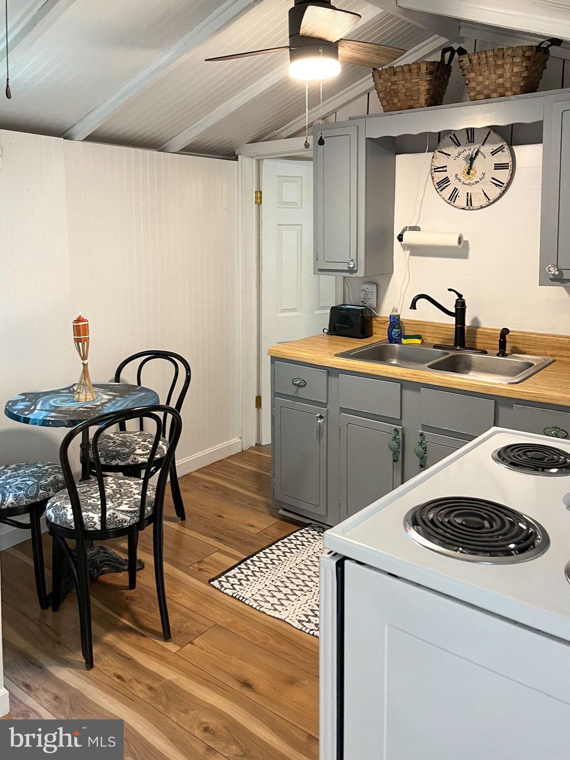 CHINCOTEAGUE - Residential