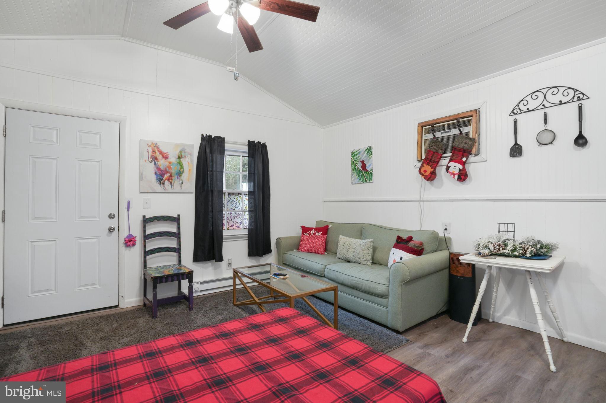 CHINCOTEAGUE - Residential