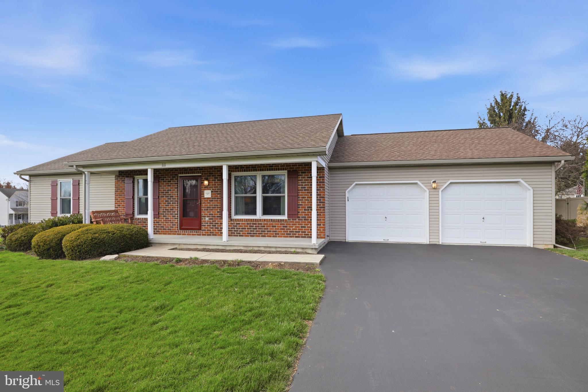 111 FARMINGDALE LANE