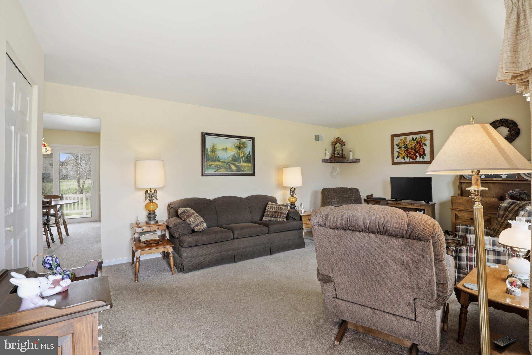 111 FARMINGDALE LANE