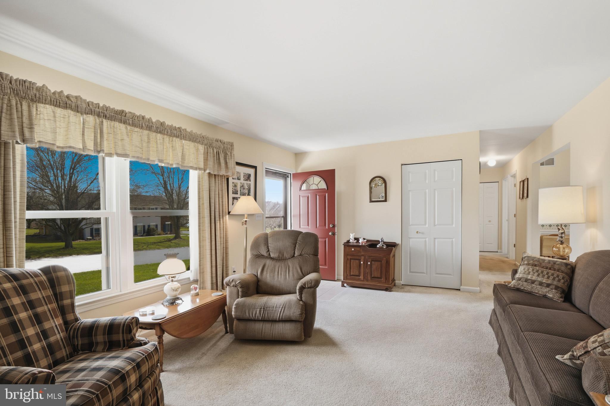 111 FARMINGDALE LANE