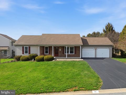 Homes For Sale - 111 Farmingdale Lane<br/> Lancaster County, MARIETTA, PA 17547