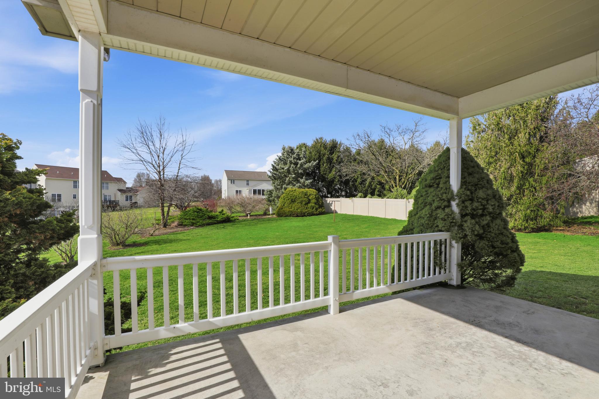 111 FARMINGDALE LANE