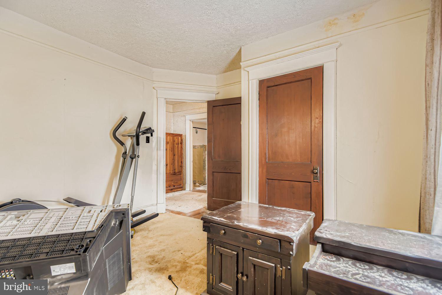 OVERLEA - Residential