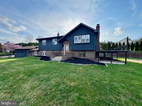 300 TOPEKA AVENUE SHENANDOAH PA 17976