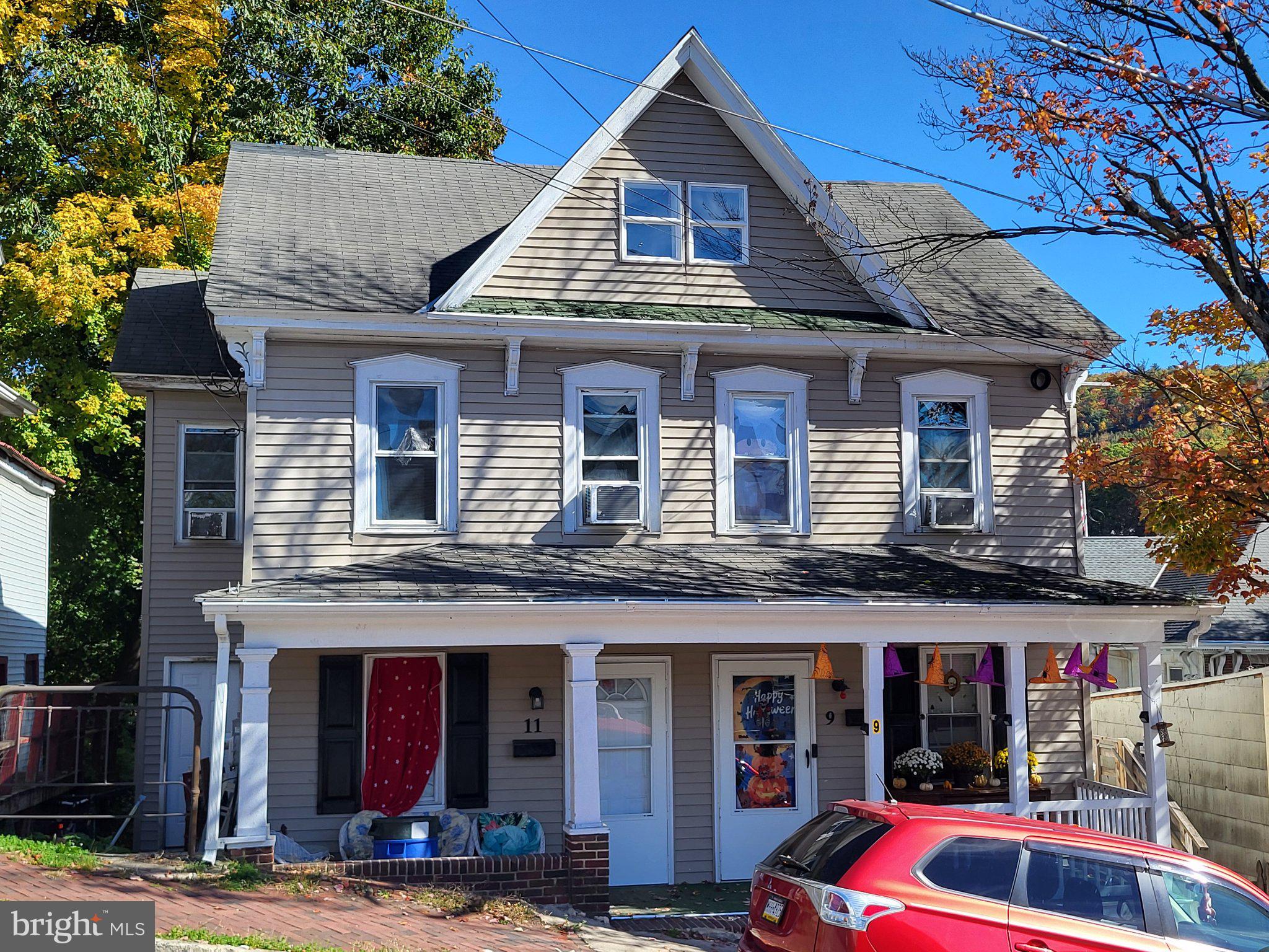 9 MARKET STREET 11