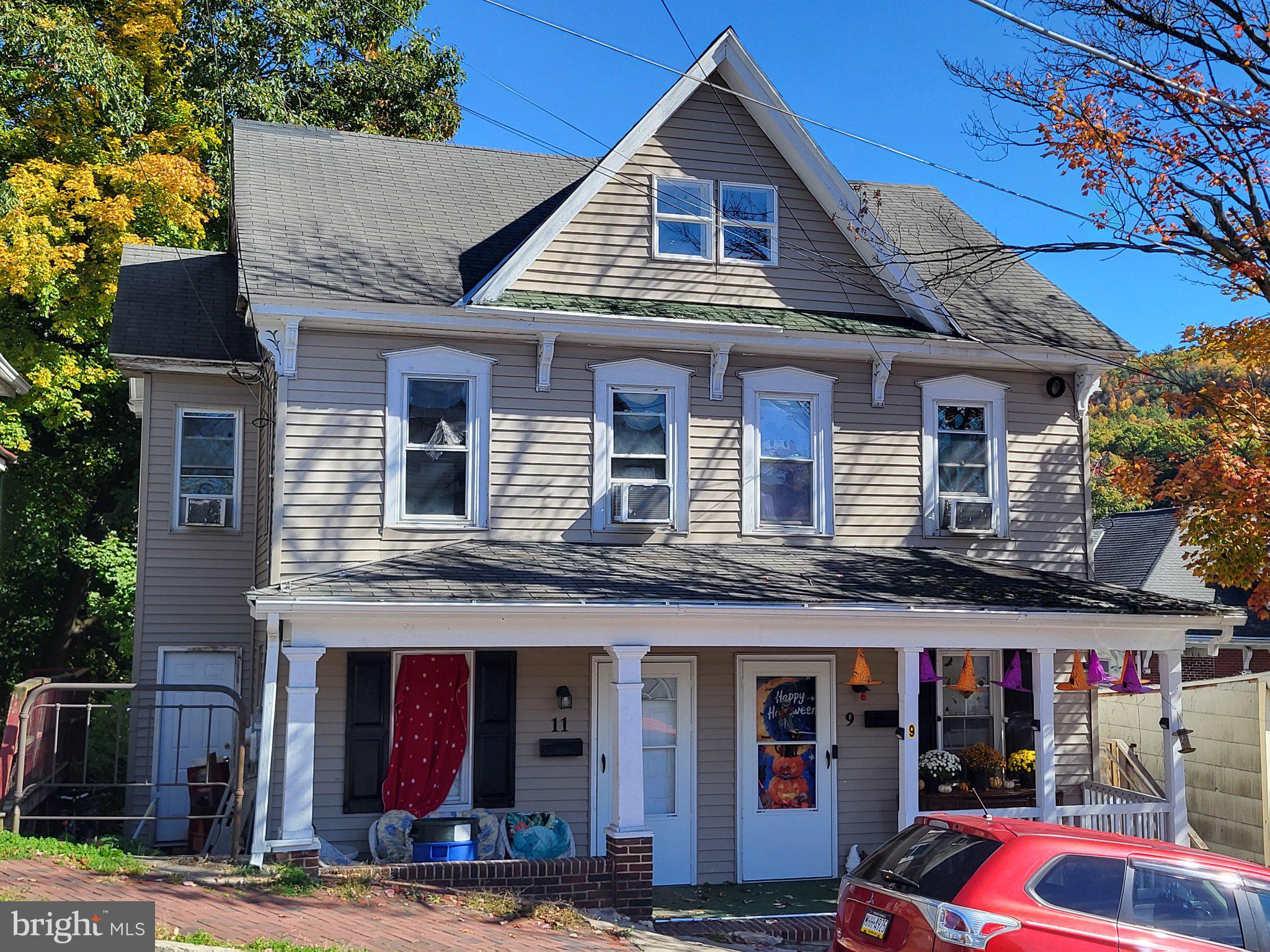 9 MARKET STREET 11