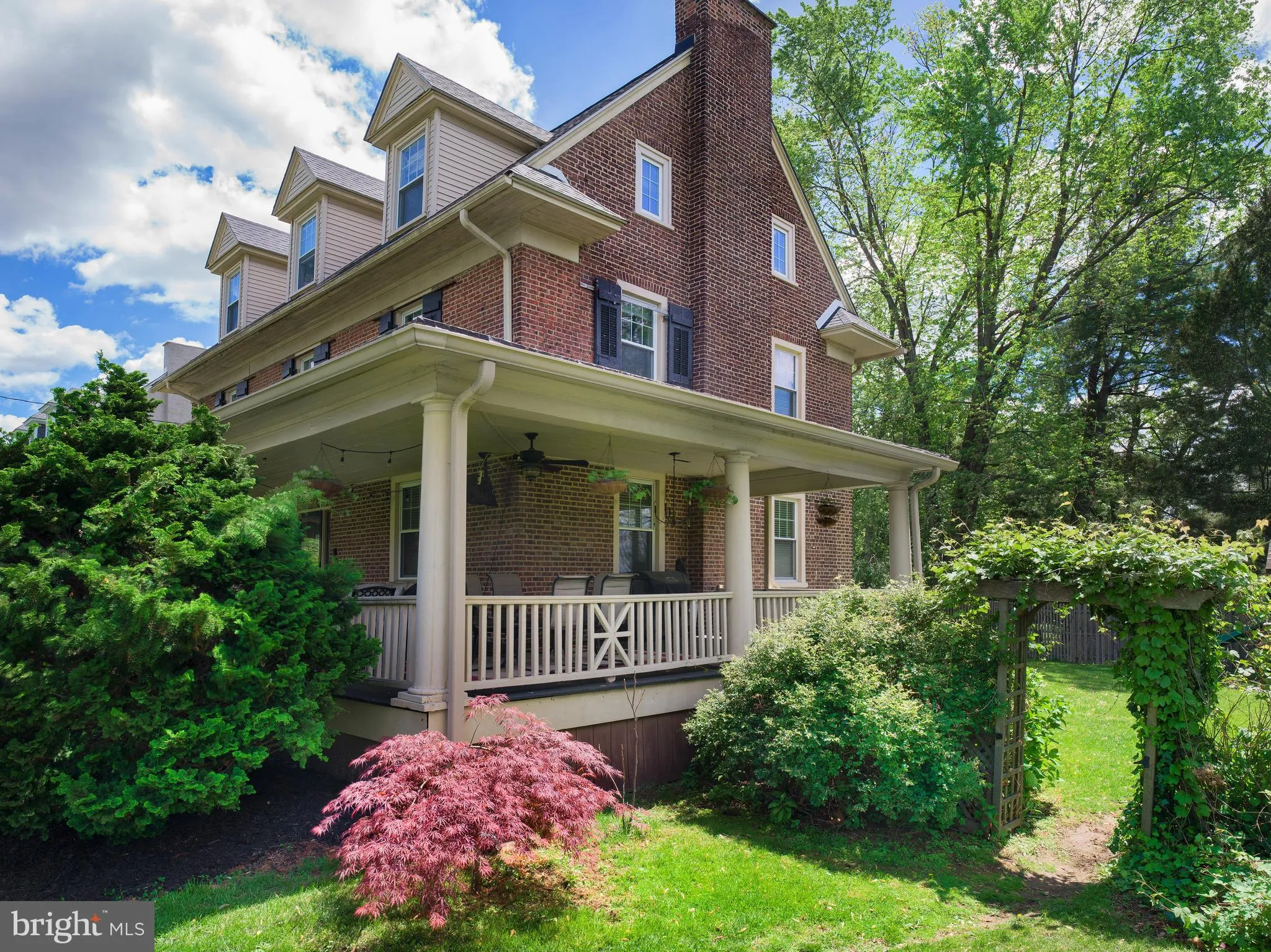 Ardmore, Pennsylvania 19003, United States, 5 Bedrooms Bedrooms, ,5 BathroomsBathrooms,Residential,Pending,133649