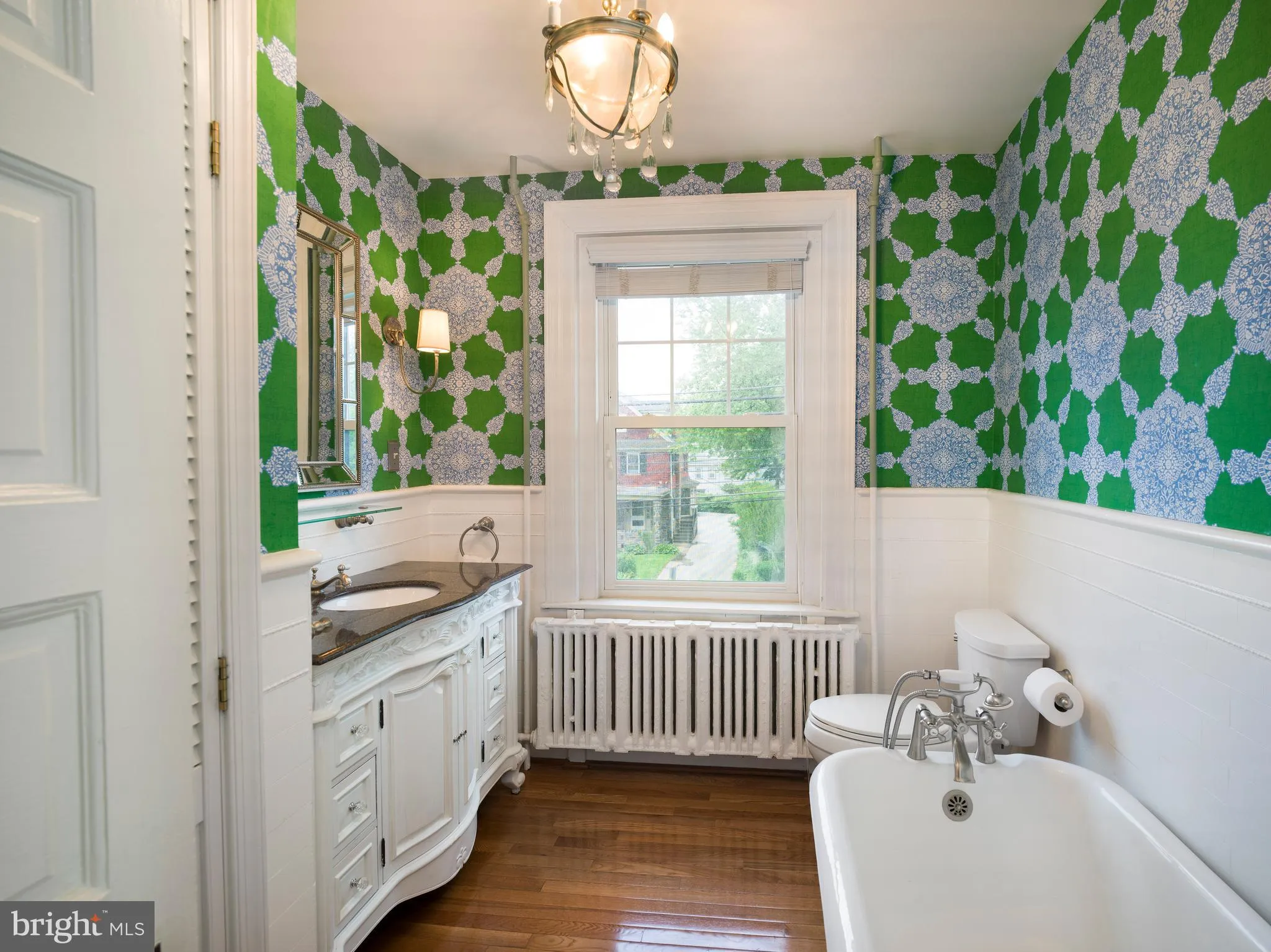 Ardmore, Pennsylvania 19003, United States, 5 Bedrooms Bedrooms, ,5 BathroomsBathrooms,Residential,Pending,133649