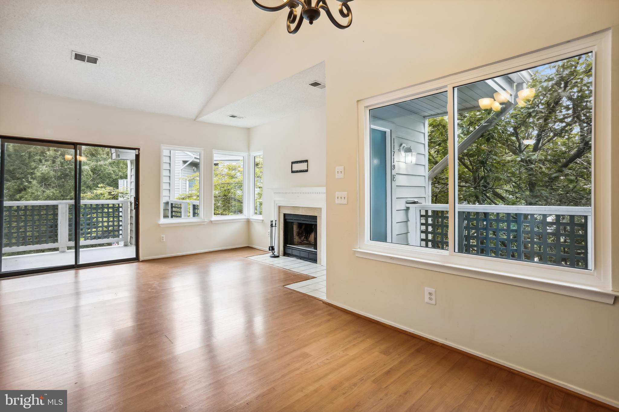 11719 SUMMERCHASE CIRCLE E 1719-E