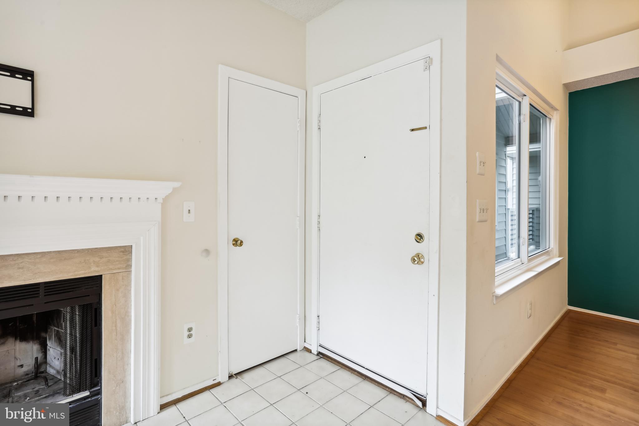 SUMMERRIDGE - Residential Lease