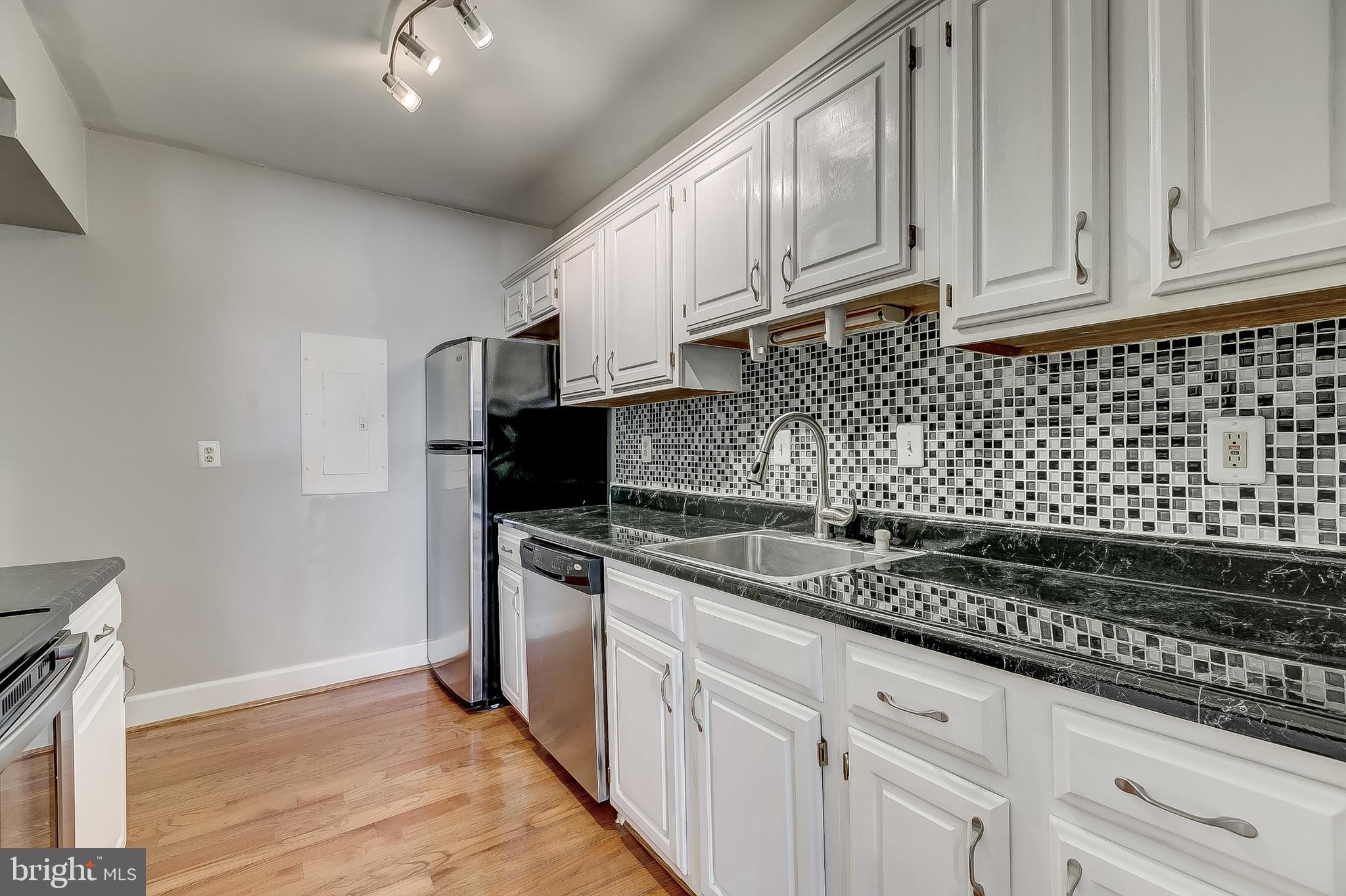 RIDGELY'S DELIGHT - Residential Lease