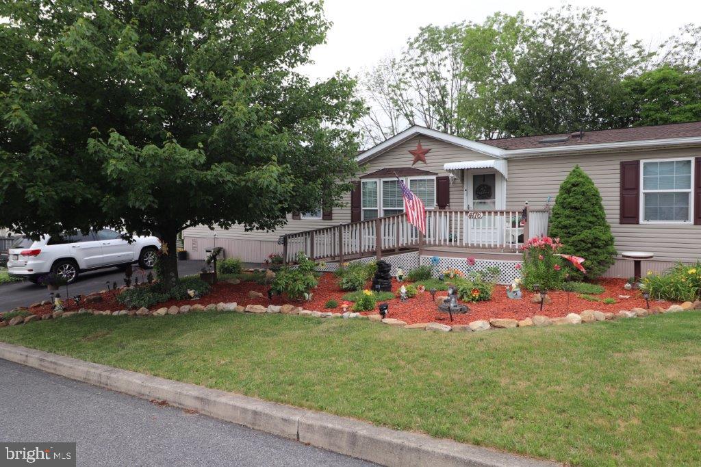 HERITAGE VILLAGE - Residential