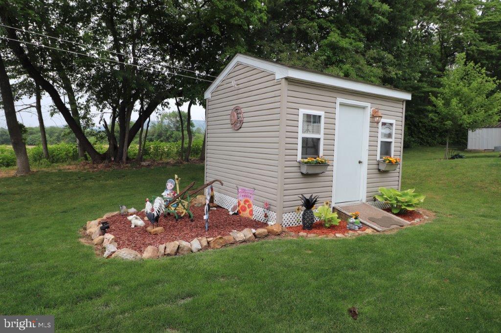 HERITAGE VILLAGE - Residential