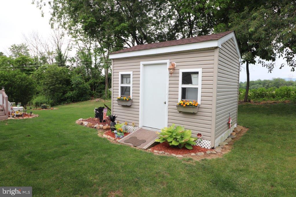 HERITAGE VILLAGE - Residential