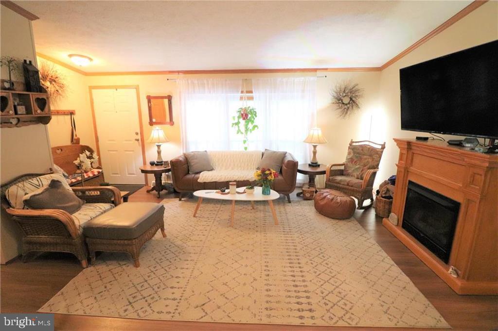 HERITAGE VILLAGE - Residential