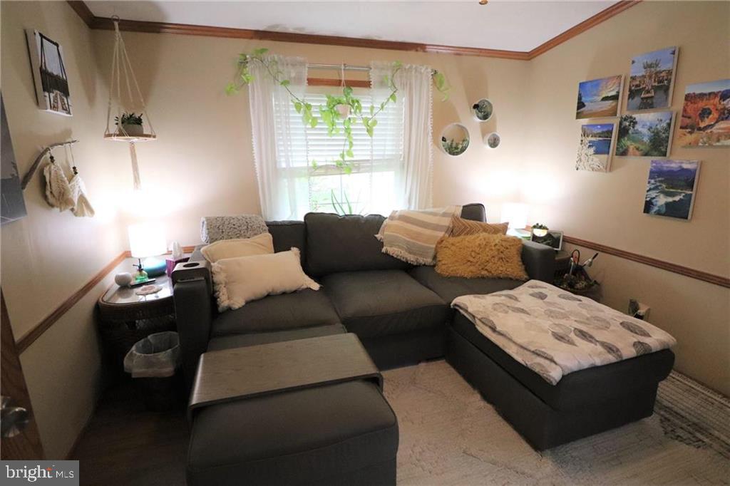 HERITAGE VILLAGE - Residential