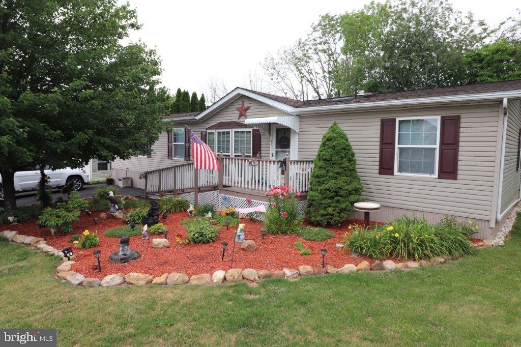 HERITAGE VILLAGE - Residential