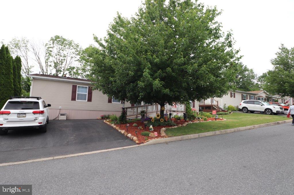 HERITAGE VILLAGE - Residential