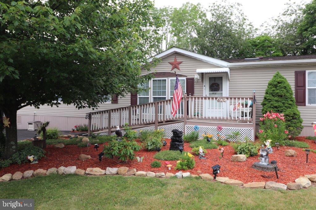 HERITAGE VILLAGE - Residential