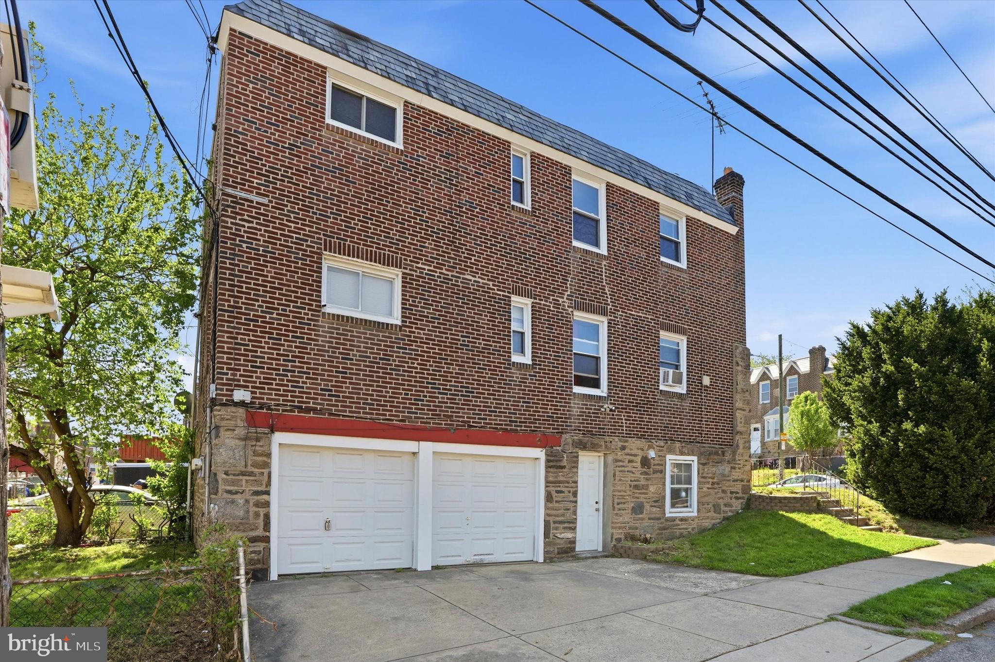OXFORD CIRCLE - Residential Income