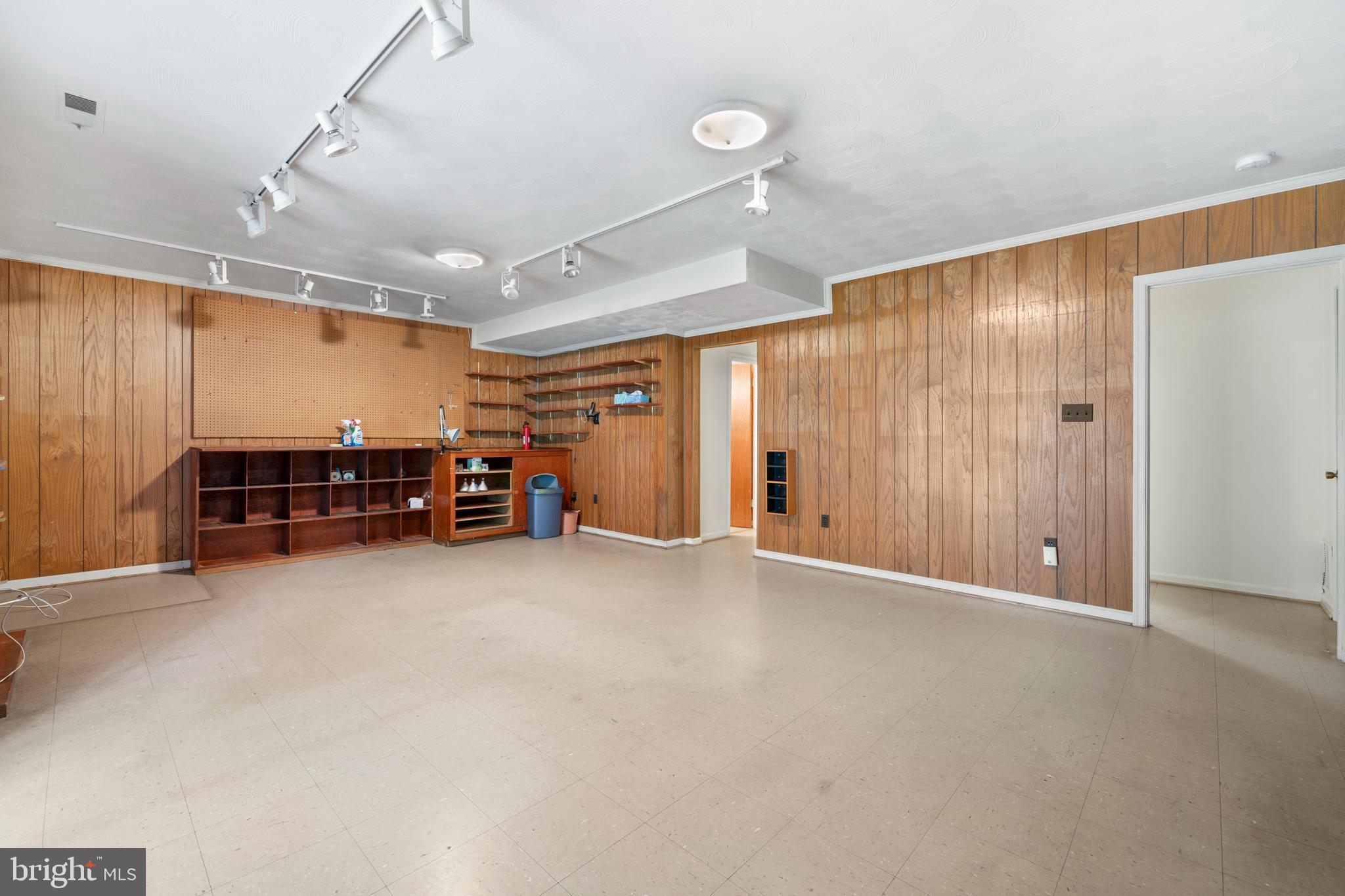 ENTERPRISE ESTATES - Residential