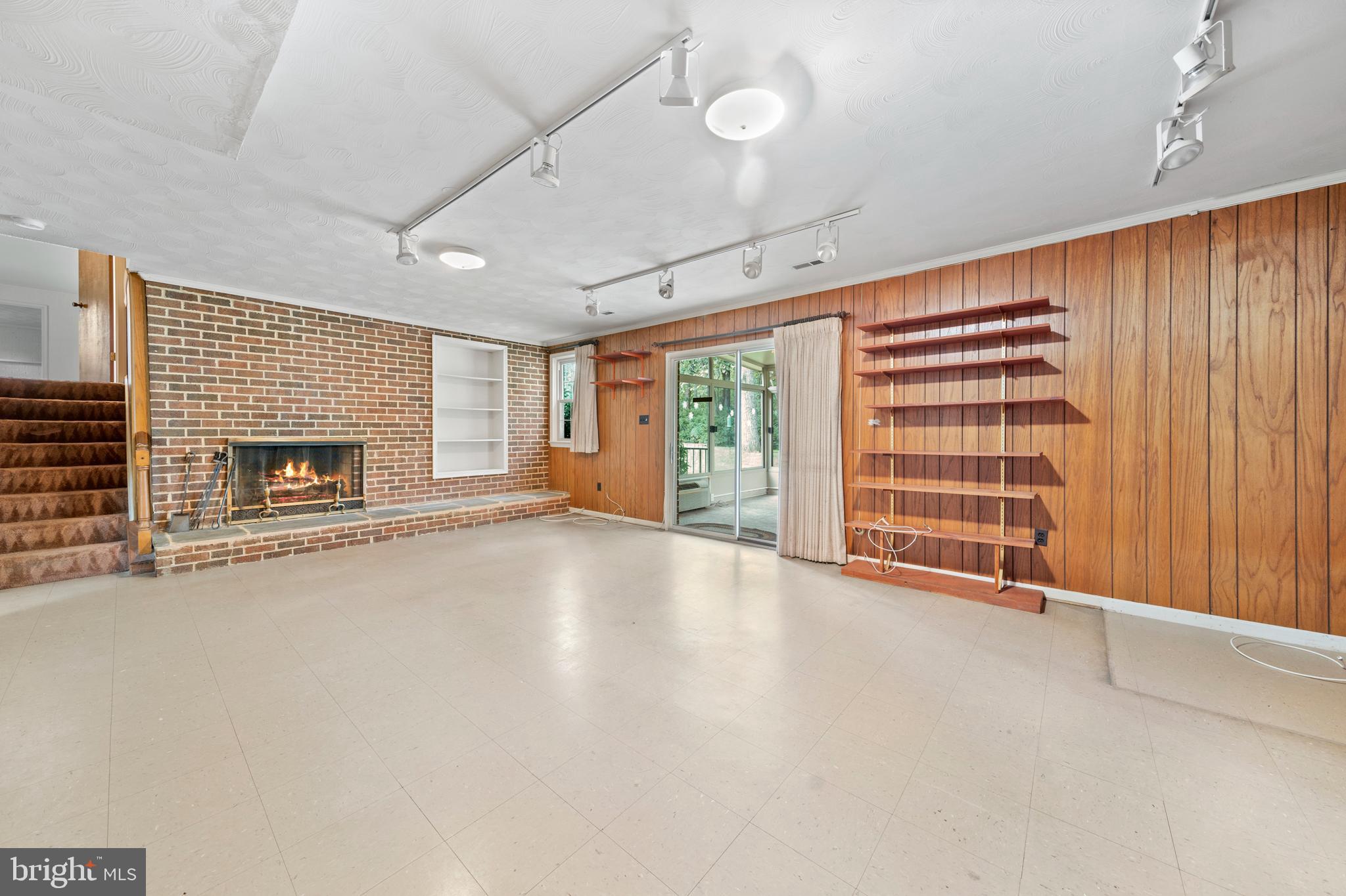 ENTERPRISE ESTATES - Residential