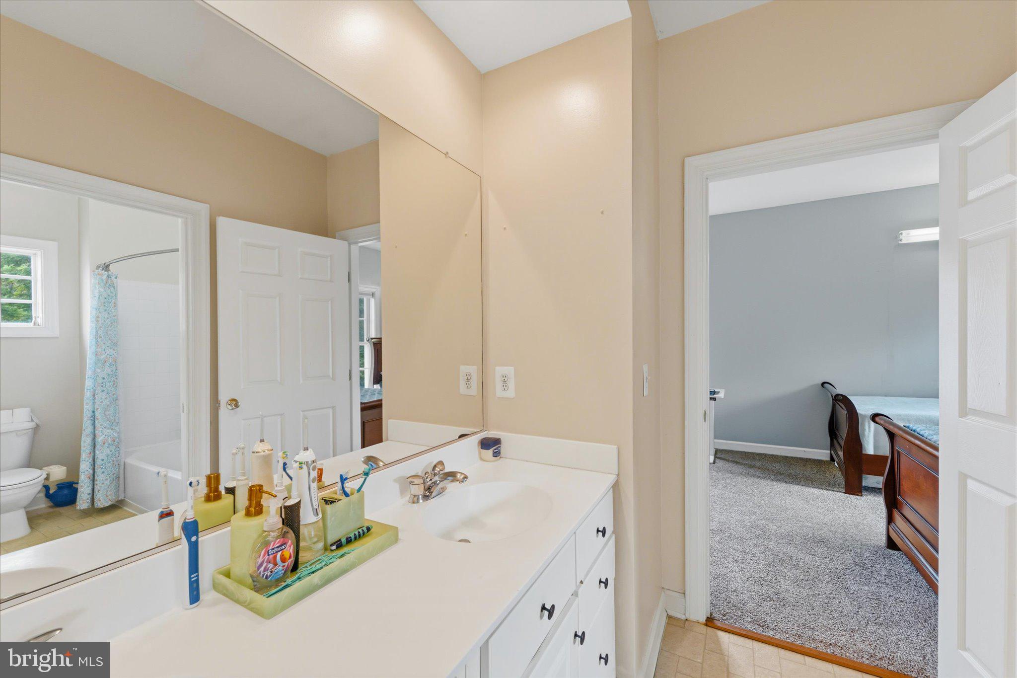 SOMERSET CROSSING - Residential