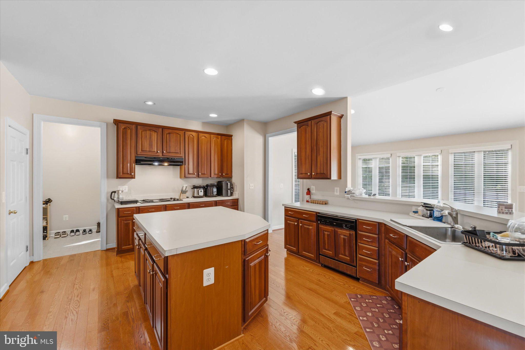 SOMERSET CROSSING - Residential