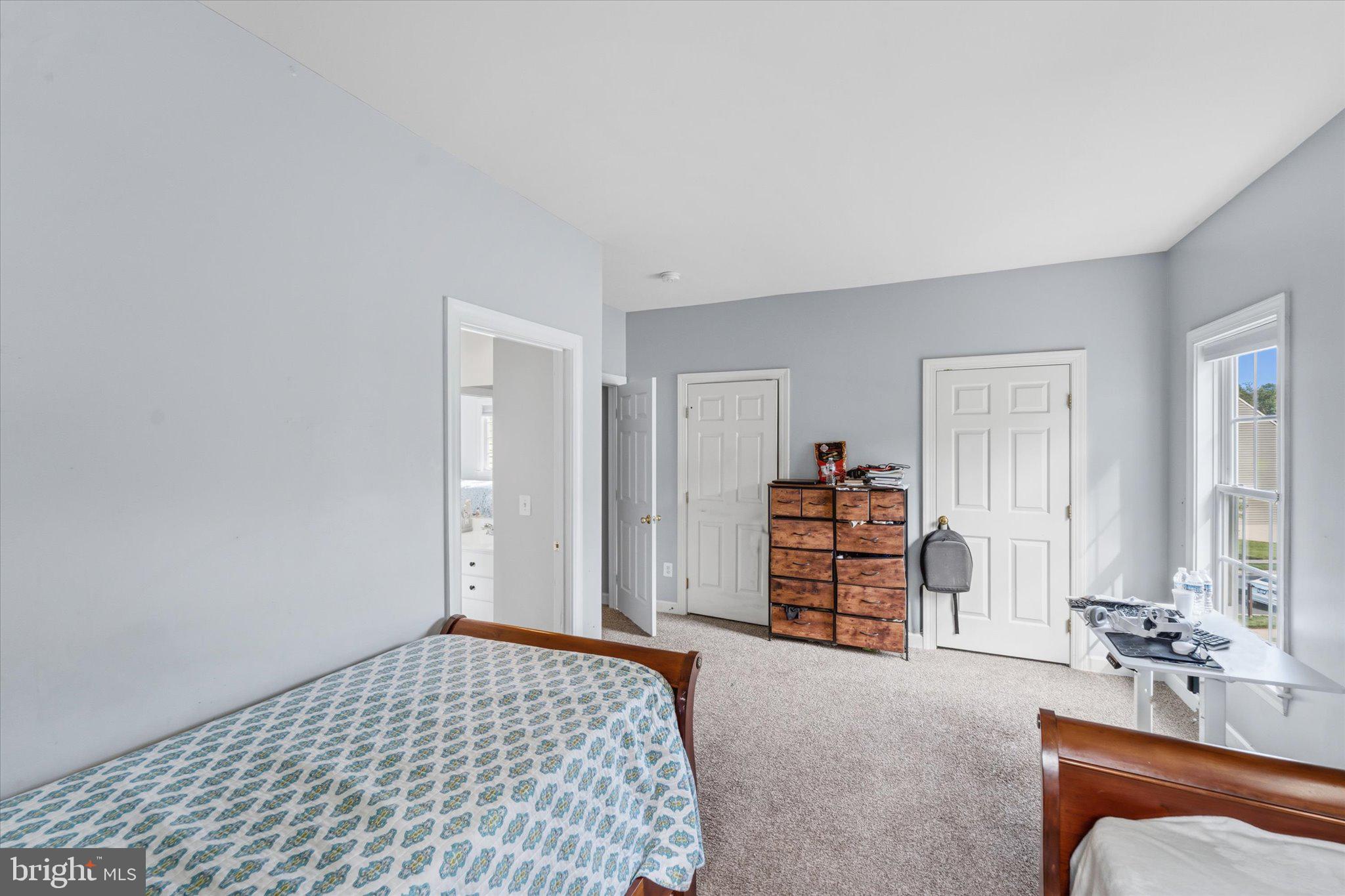 SOMERSET CROSSING - Residential