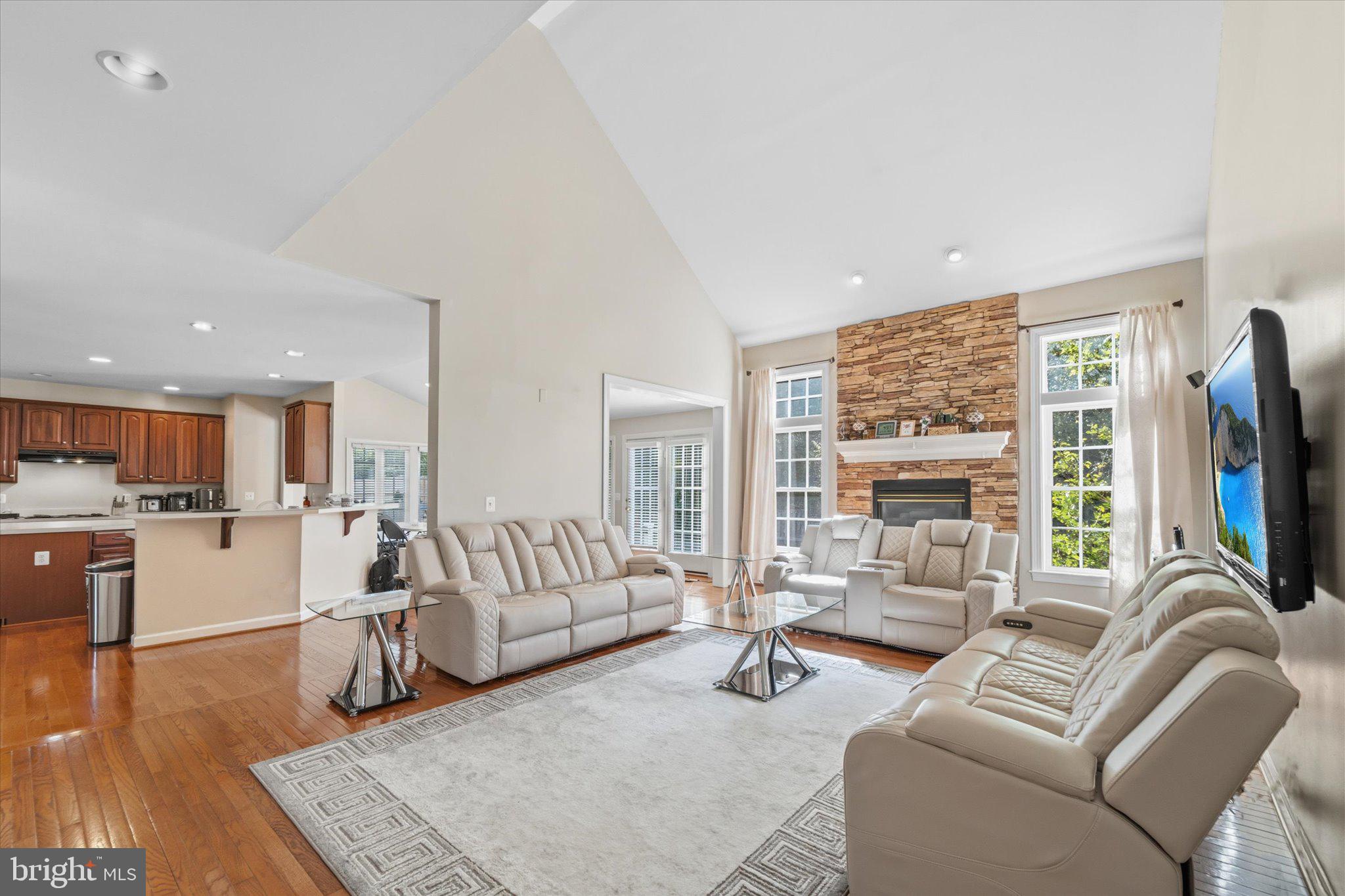 SOMERSET CROSSING - Residential