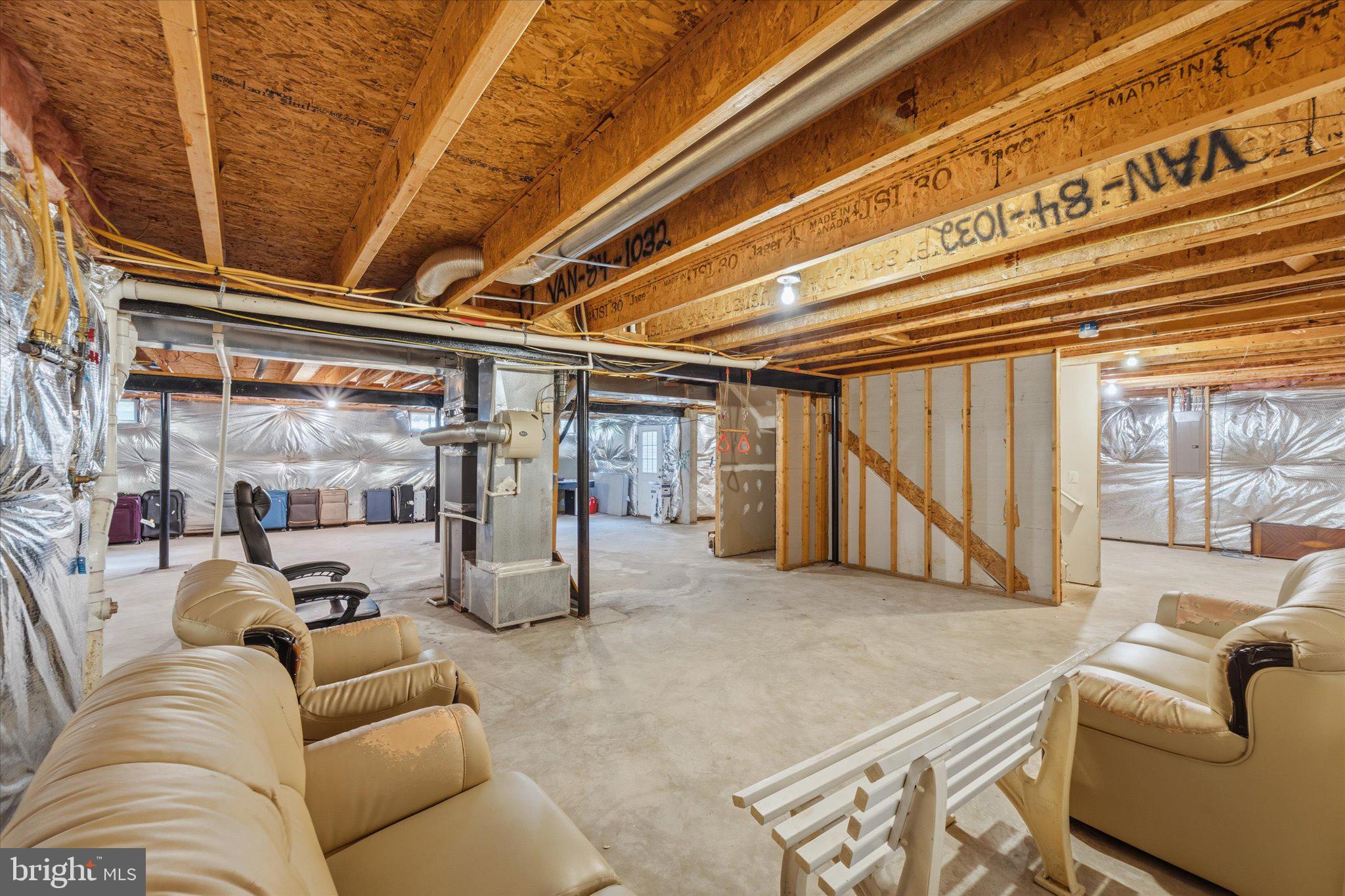 SOMERSET CROSSING - Residential